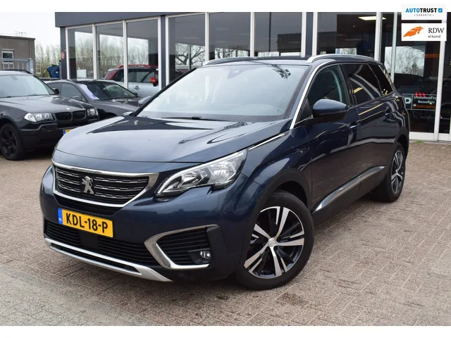 Peugeot 5008 (2019) — foto 1