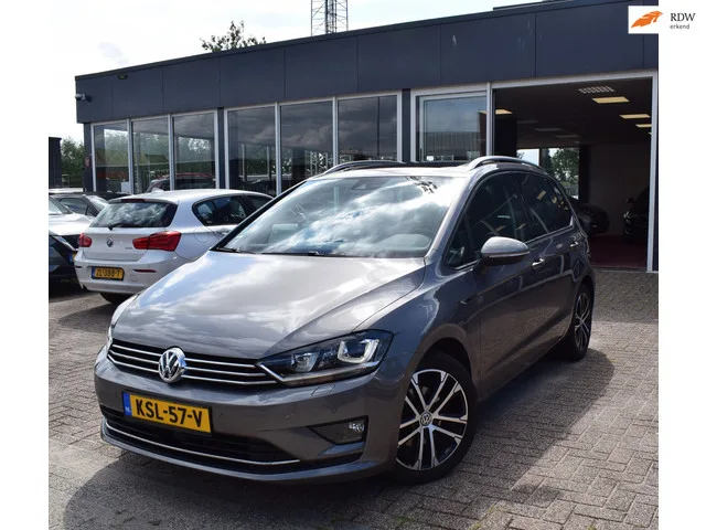 Volkswagen Golf (2015) — foto 1