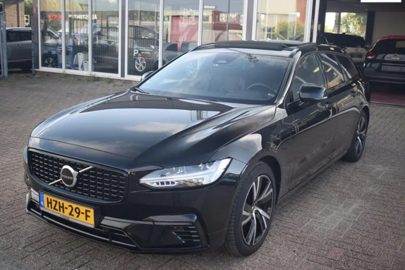 Volvo V90 (2022)