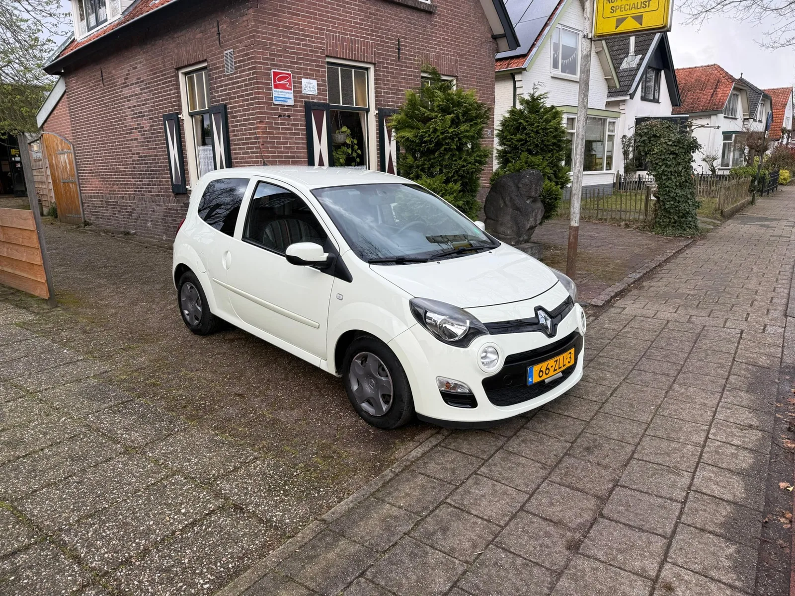 Renault Twingo (2013) — foto 1