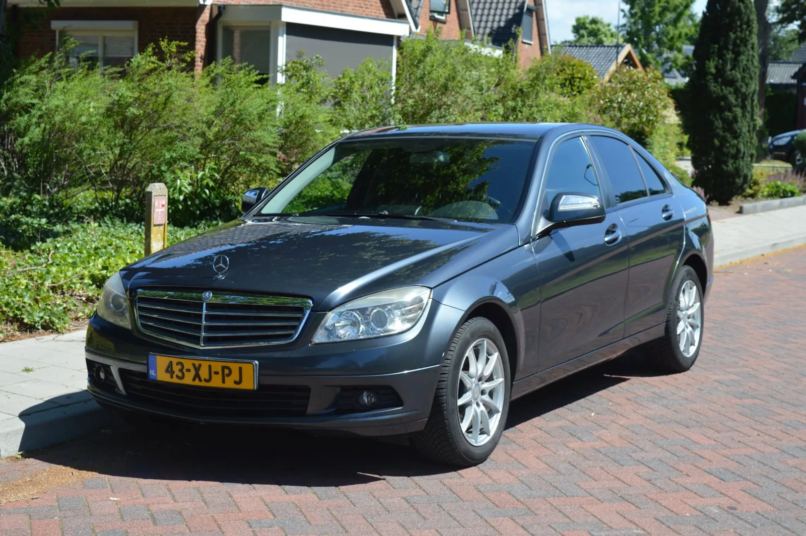 Mercedes-Benz C-Klasse (2007) — foto 1