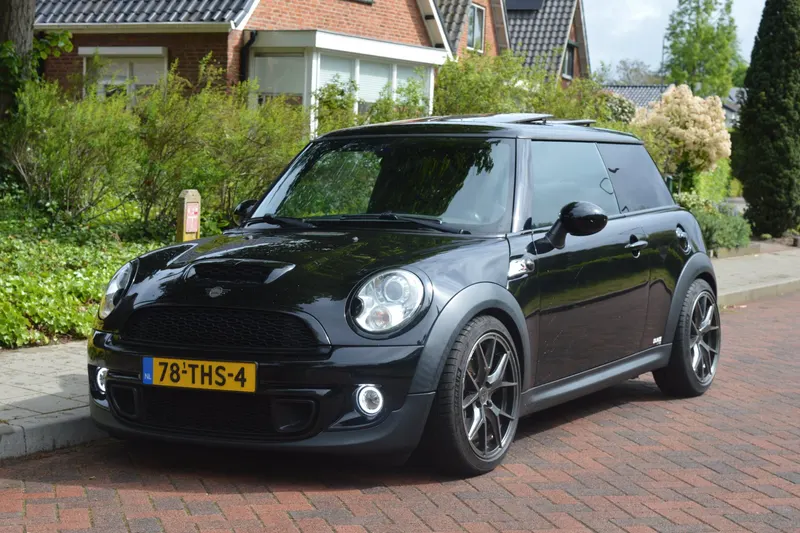 MINI Cooper S (2012)