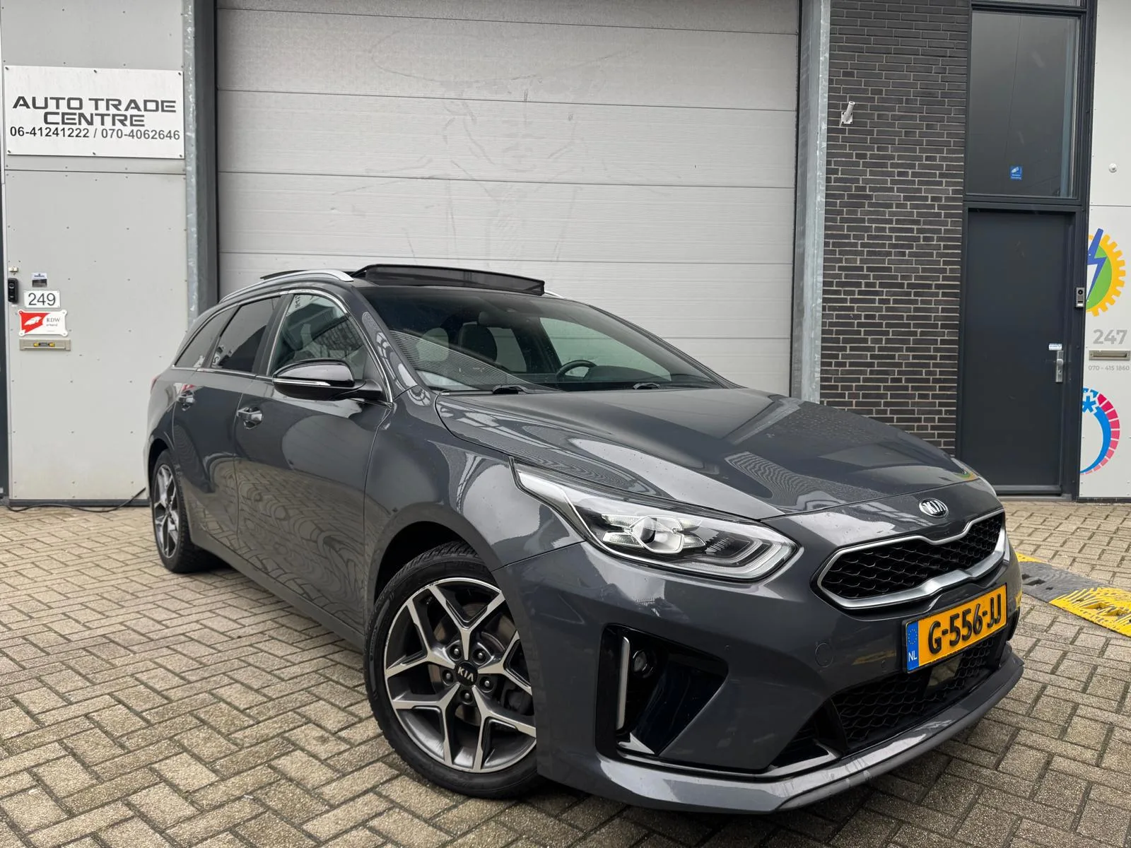 Kia Ceed Sportswagon (2019) — foto 1
