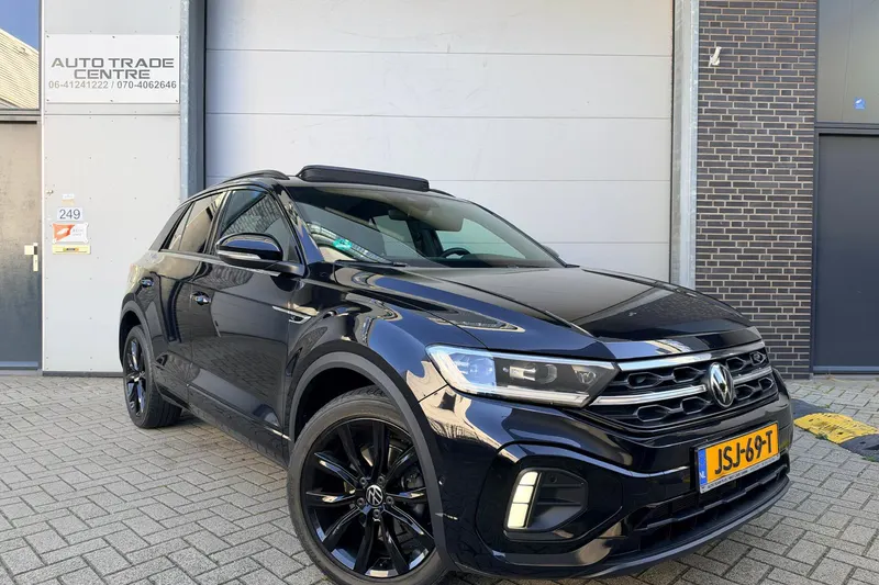 Volkswagen T-Roc (2022)
