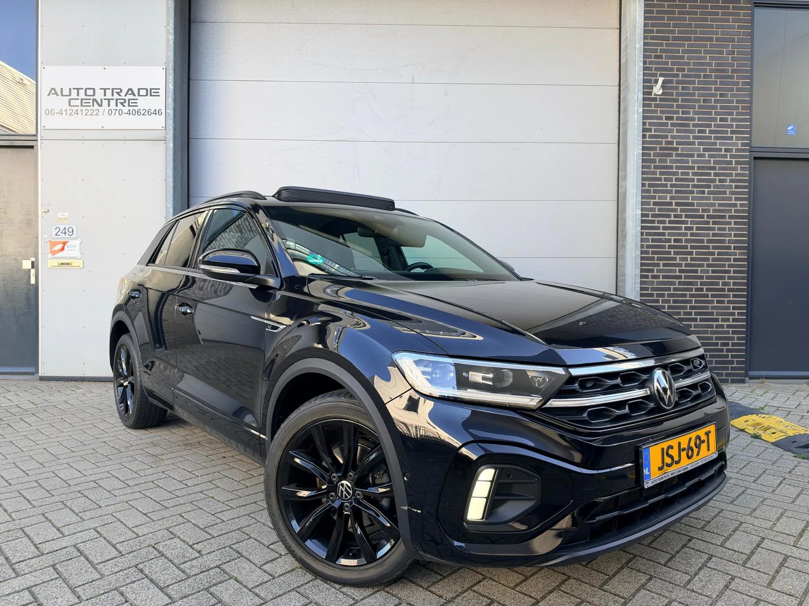 Volkswagen T-Roc (2022) — foto 1