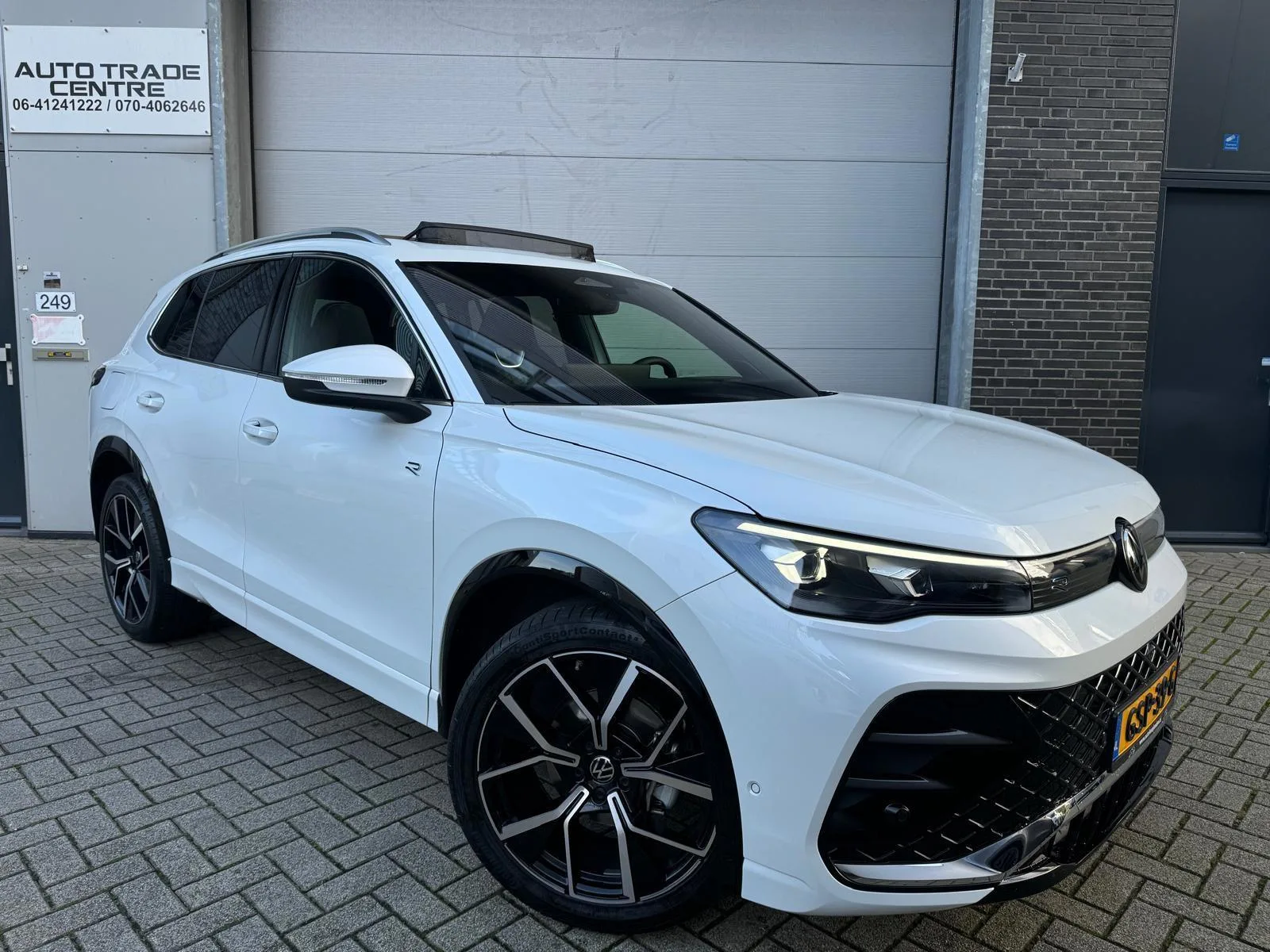 Volkswagen Tiguan (2024) — foto 1