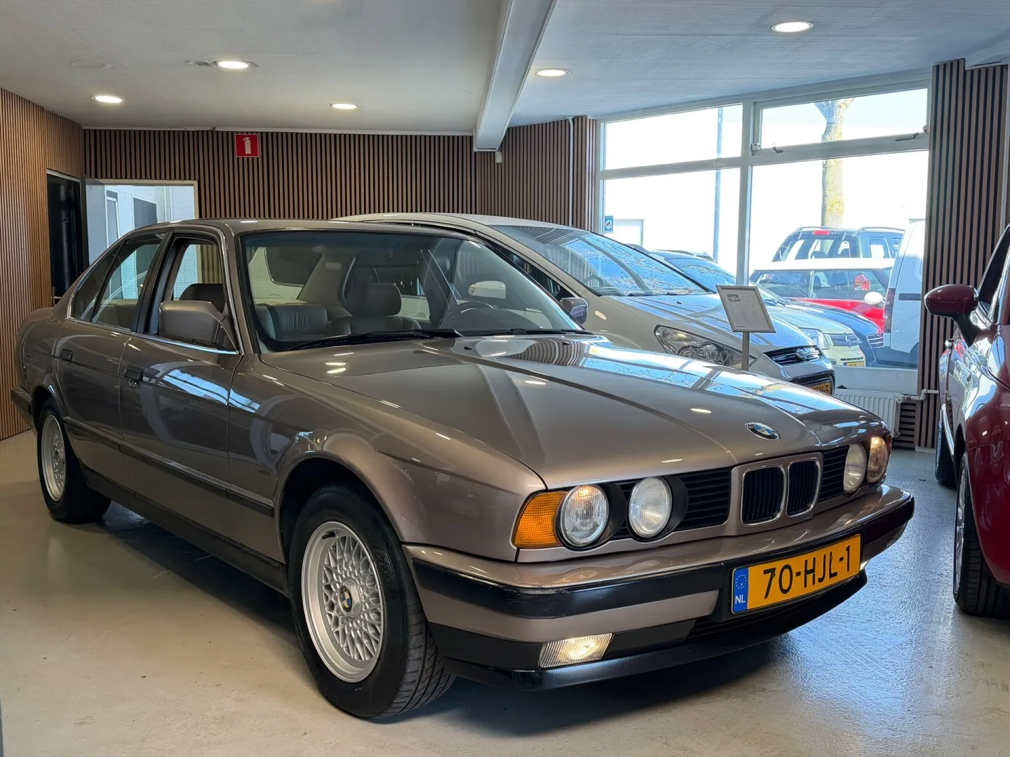 BMW 5-Serie (1990) — foto 1