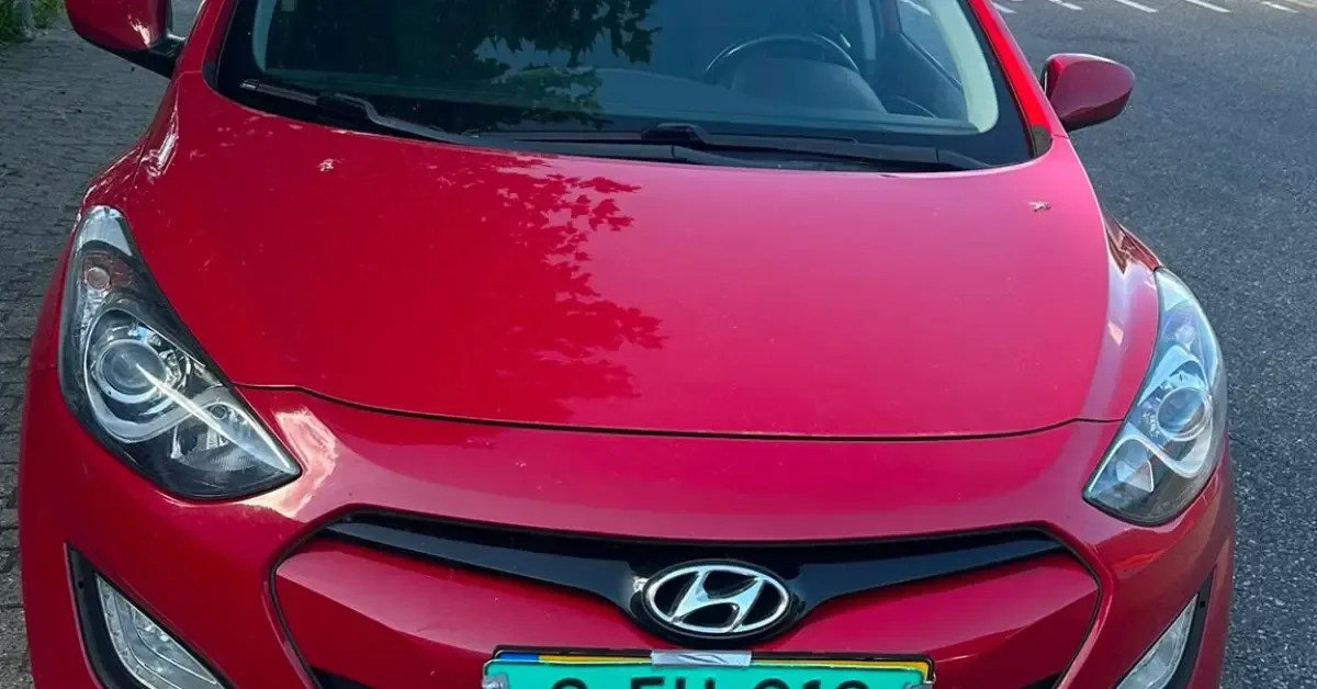 Hyundai i30 (2012) — foto 1