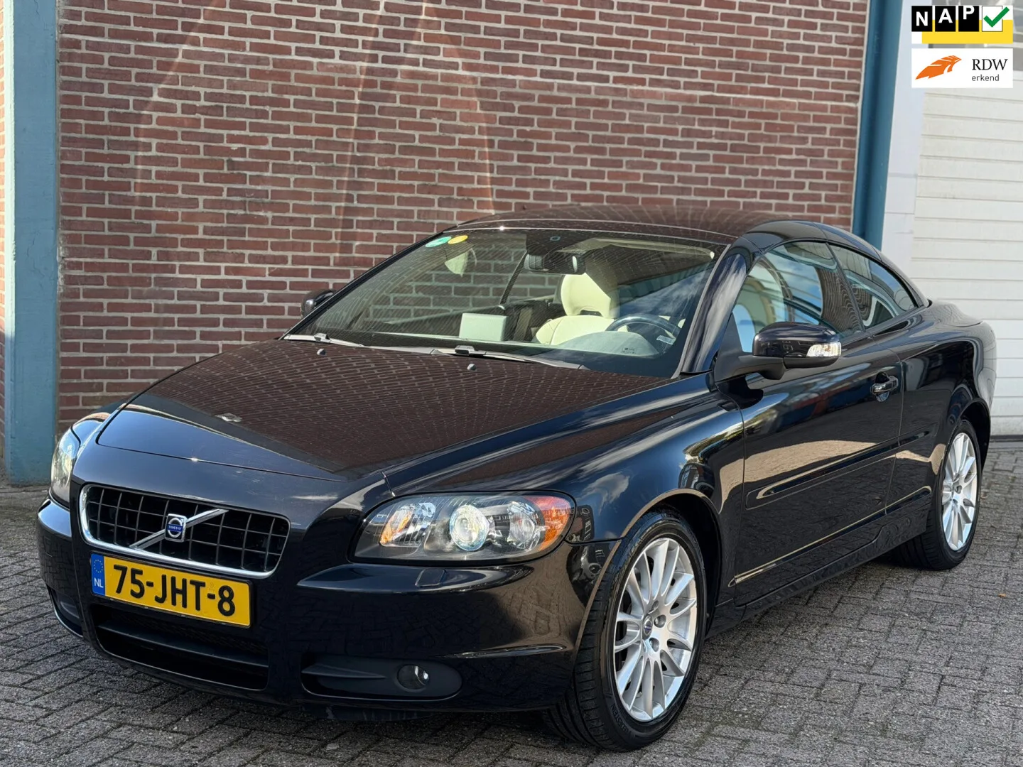 Volvo C70 (2009) — foto 1