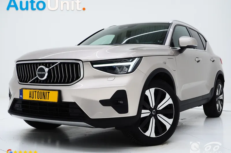 Volvo XC40 (2022)