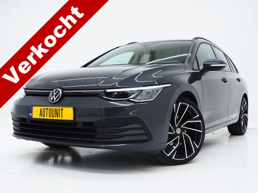 Volkswagen Golf (2022) — foto 1