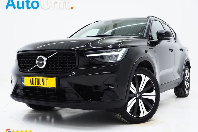 Volvo XC40 (2022)