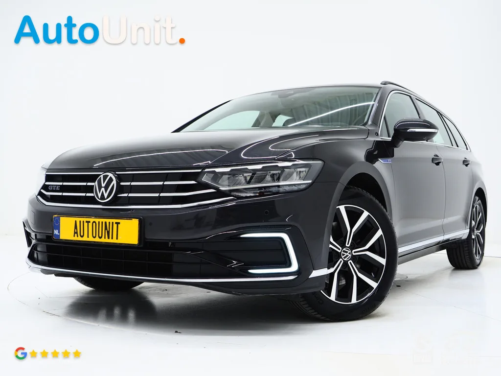 Volkswagen Passat (2022) — foto 1
