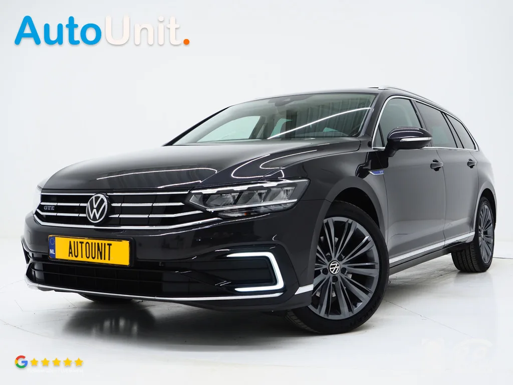 Volkswagen Passat (2022) — foto 1