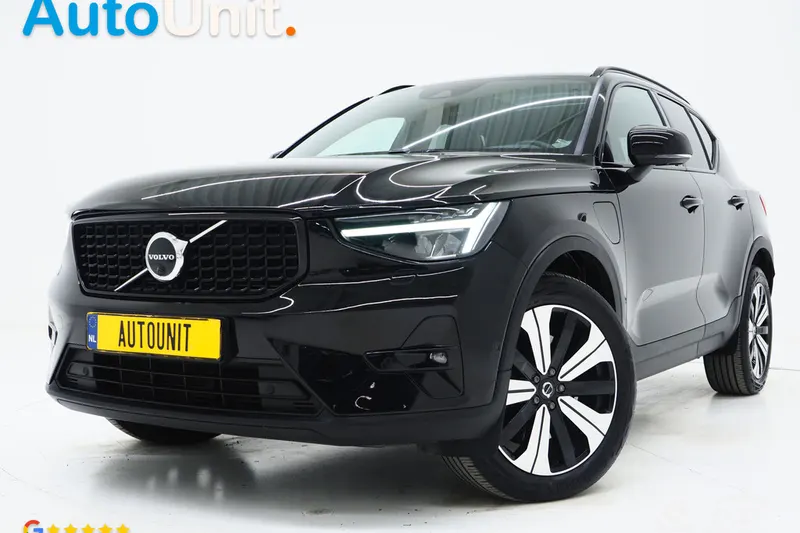 Volvo XC40 (2022)