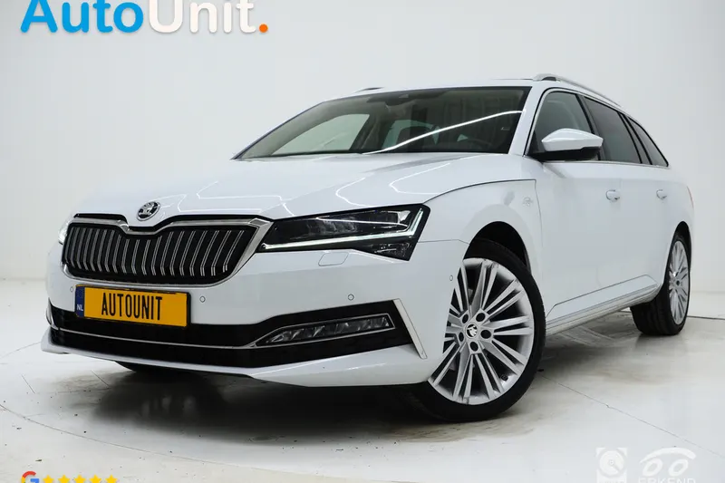 Škoda Superb (2023)