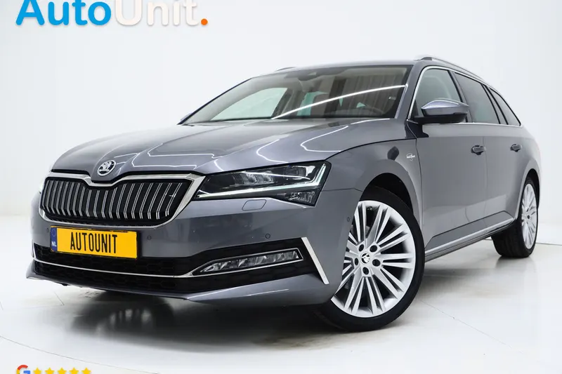 Škoda Superb (2023)