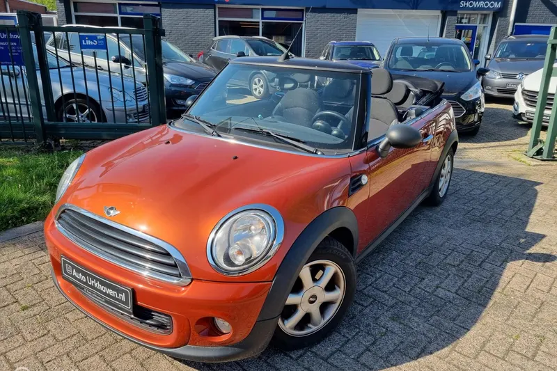 MINI Cabrio (2012)