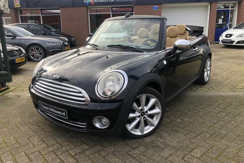 MINI Cooper (2009)