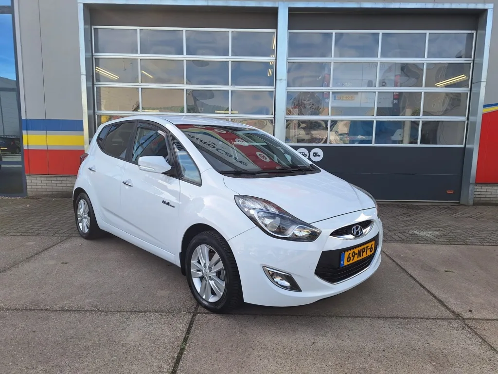 Hyundai ix20 (2010) — foto 1