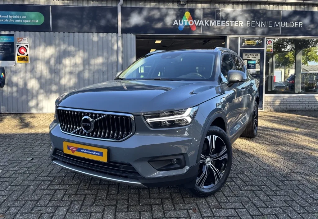 Volvo XC40 (2021) — foto 1