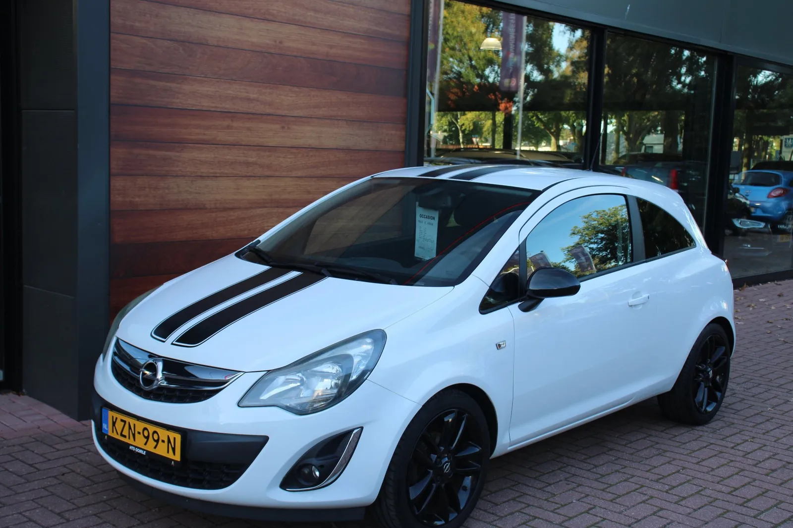 Opel Corsa (2013) — foto 1