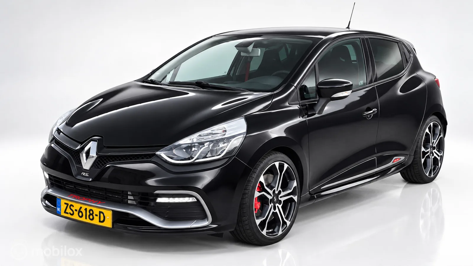 Renault Clio (2016) — foto 1