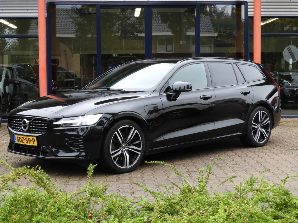 Volvo V60 (2021) — foto 1