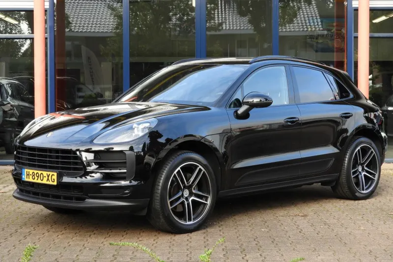 Porsche Macan (2019)