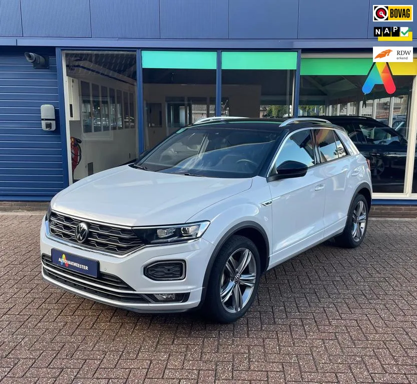 Volkswagen T-Roc (2021) — foto 1