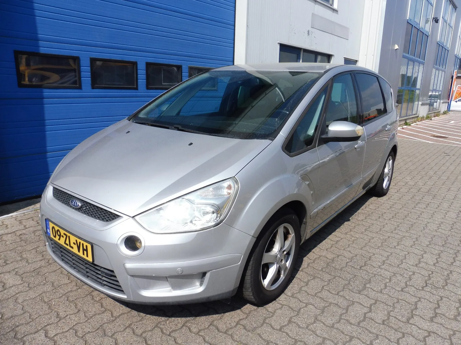 Ford S-Max (2008) — foto 1