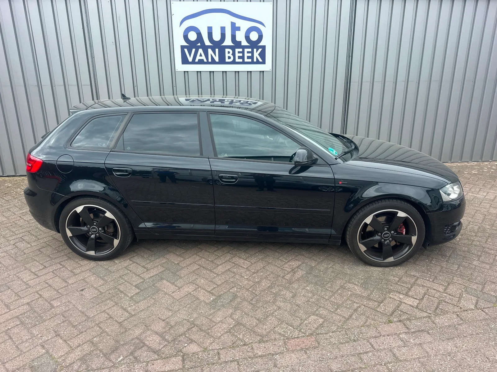 Audi A3 (2010) — foto 1
