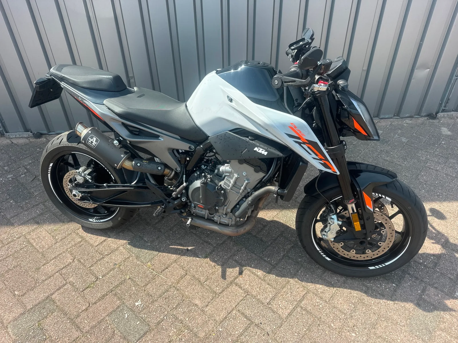 KTM 790 Duke (2023) — foto 1
