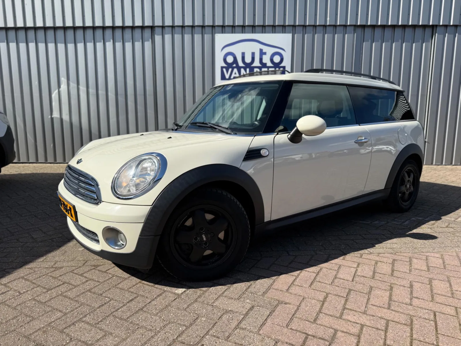 MINI Clubman (2010) — foto 1