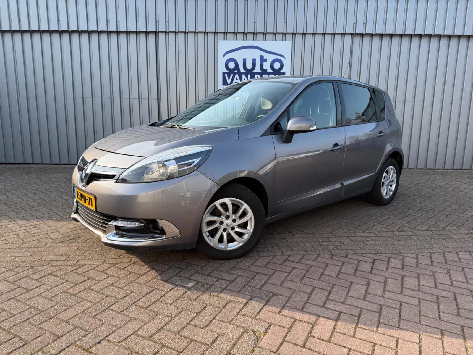 Renault Scénic (2014) — foto 1