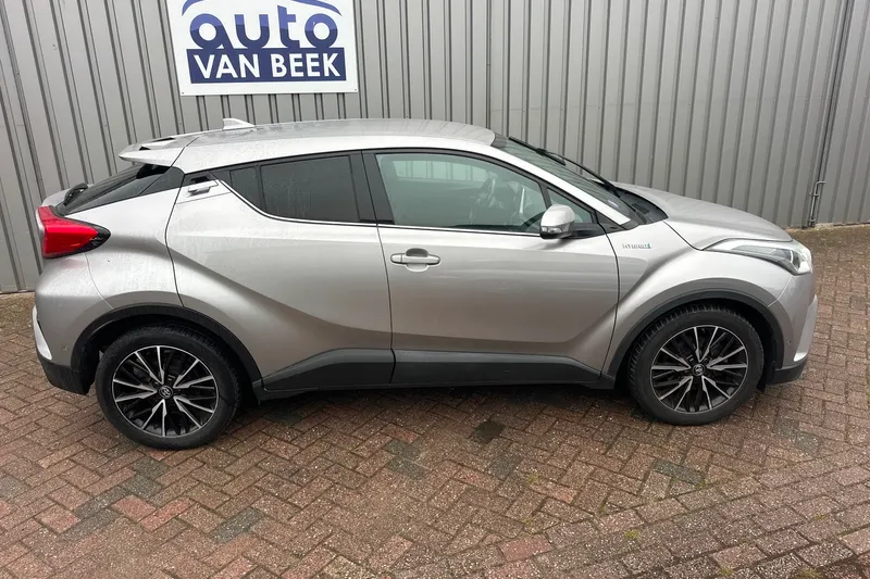 Toyota C-HR (2018)