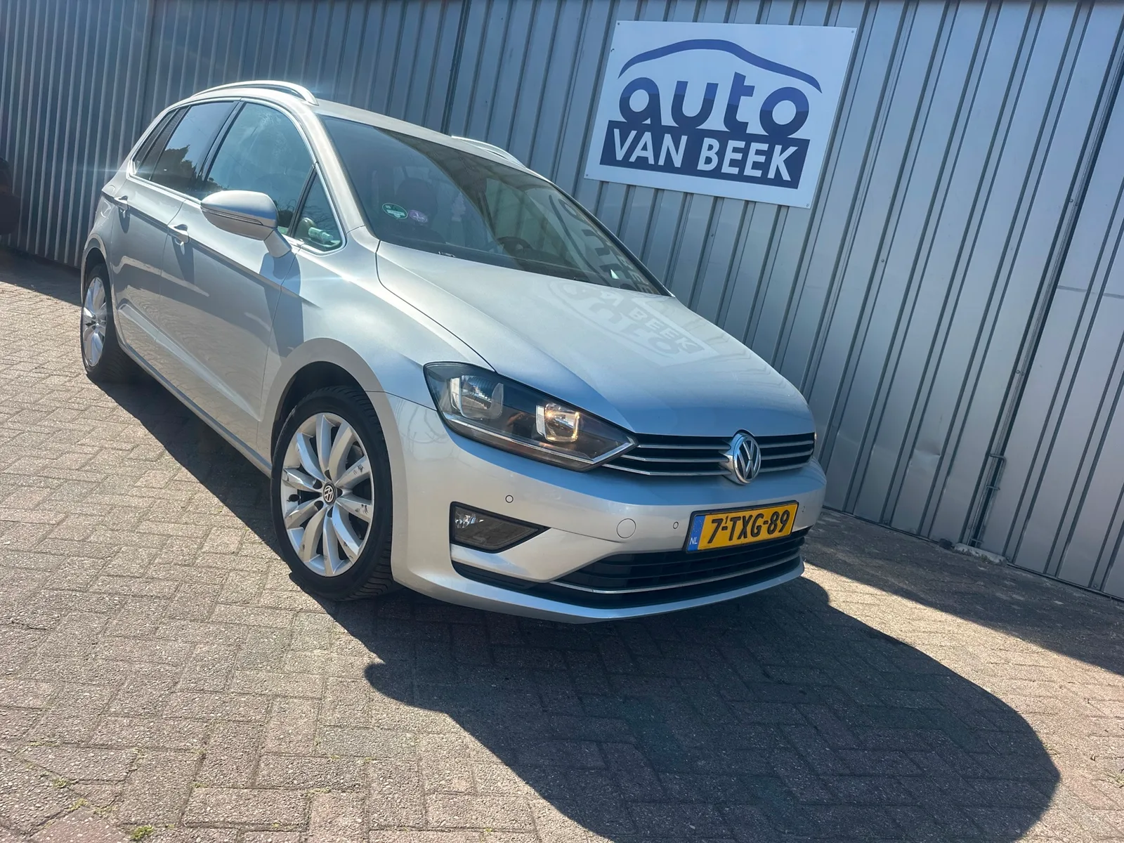 Volkswagen Golf Sportsvan (2014) — foto 1