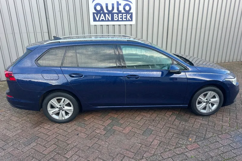 Volkswagen Golf (2021)