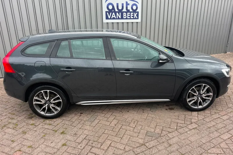 Volvo V60 (2016)