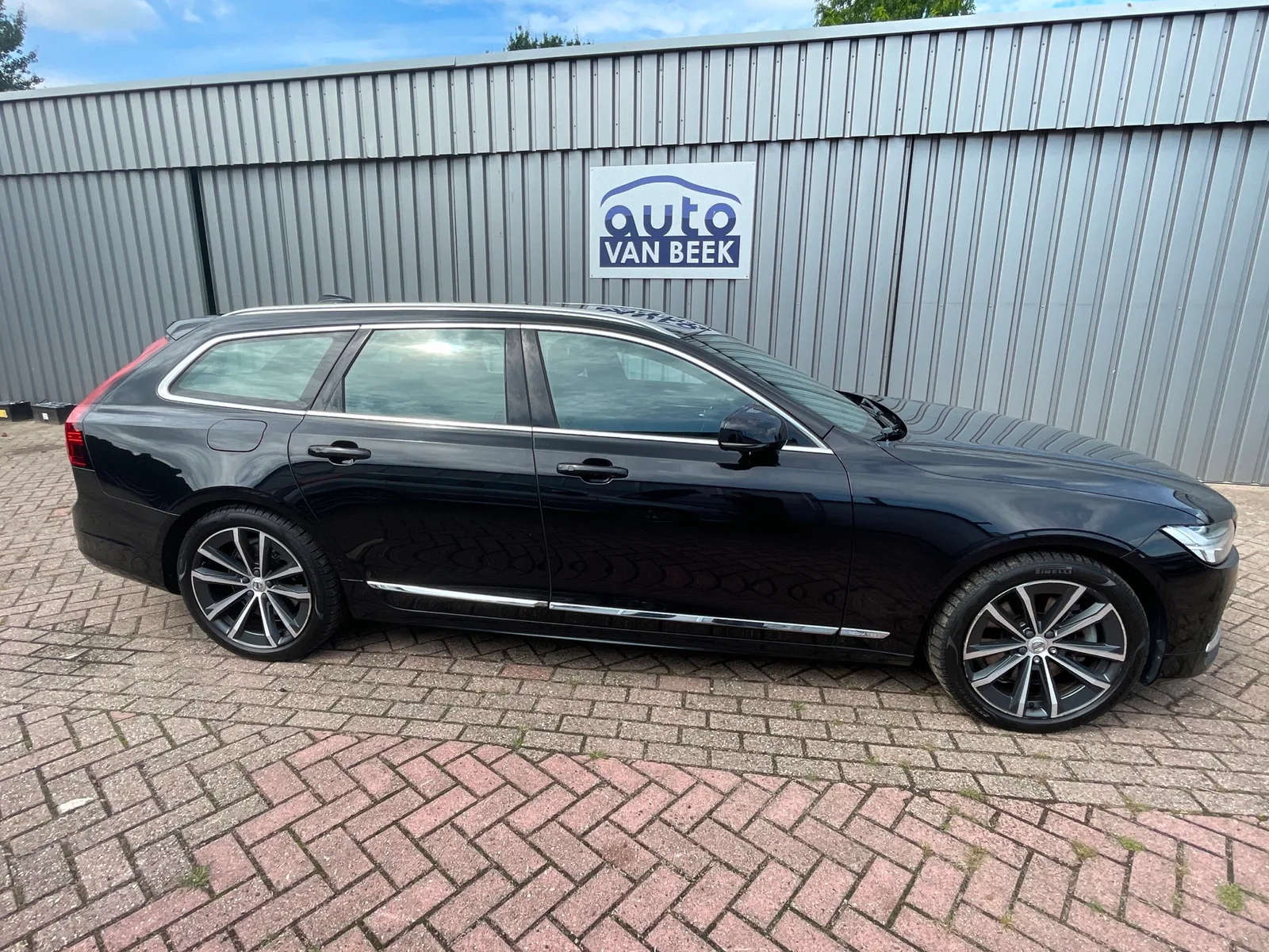 Volvo V90 (2021) — foto 1