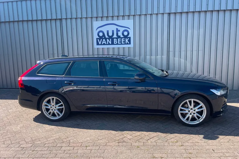 Volvo V90 (2017)