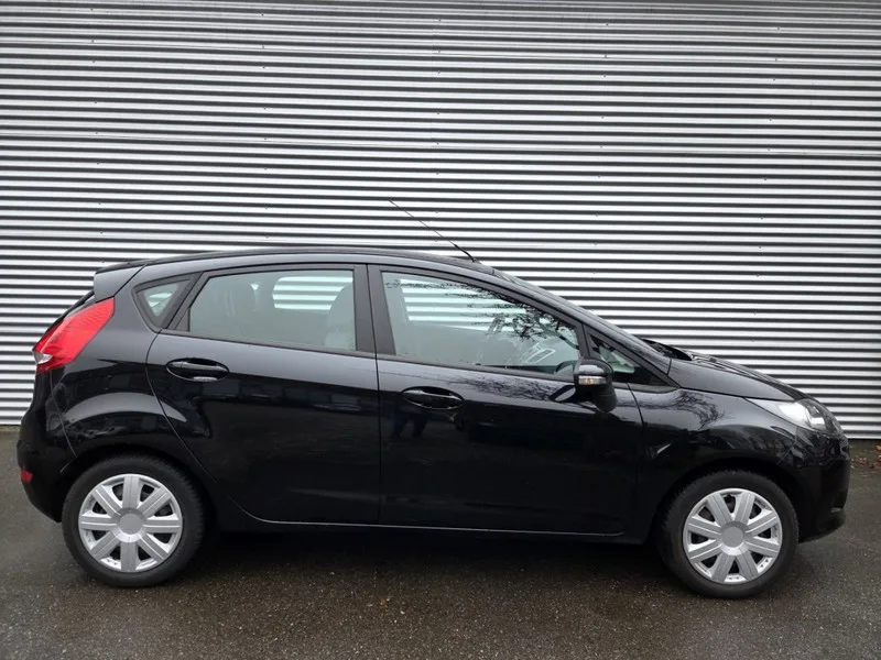 Ford Fiesta (2012) — foto 1