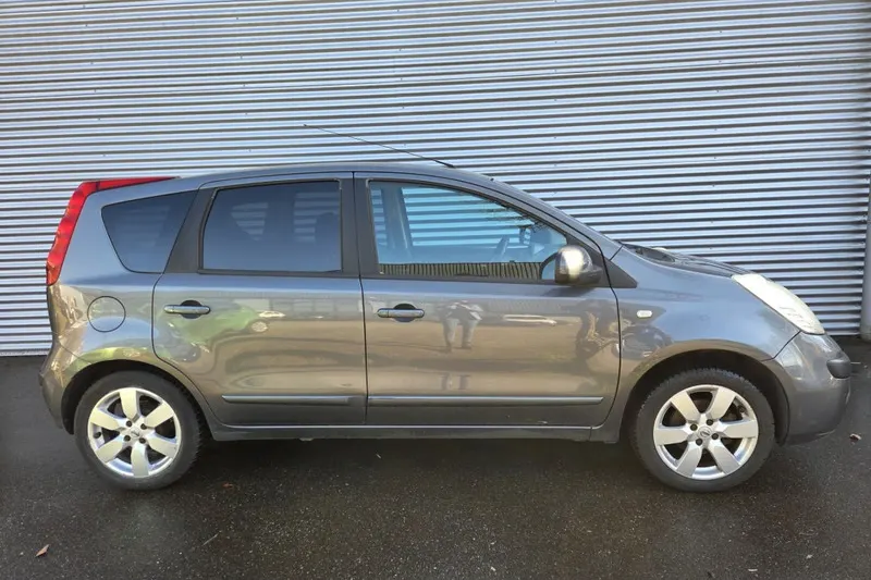 Nissan Note (2006)