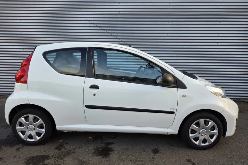 Peugeot 107 (2011)