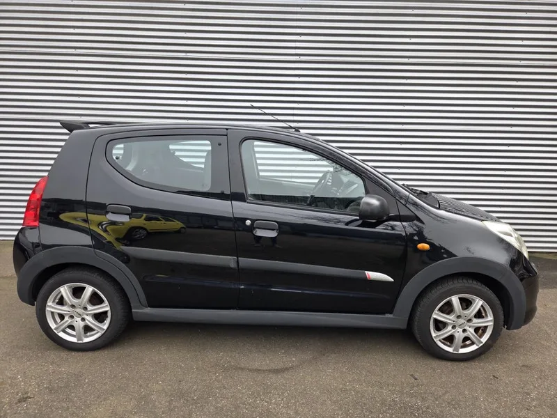 Suzuki Alto (2011) — foto 1