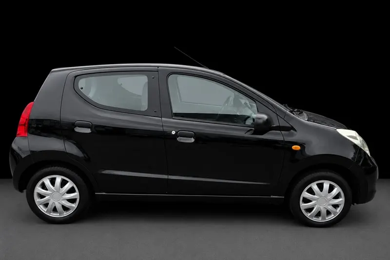Suzuki Alto (2011)