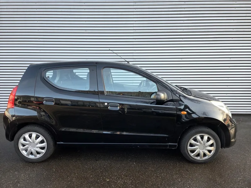 Suzuki Alto (2011) — foto 1