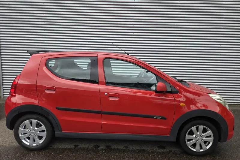 Suzuki Alto (2010)
