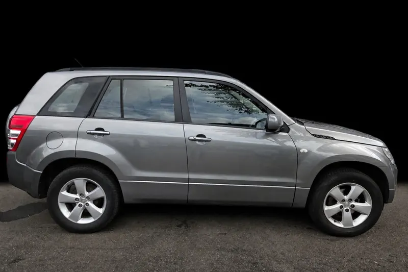 Suzuki Grand (2007)