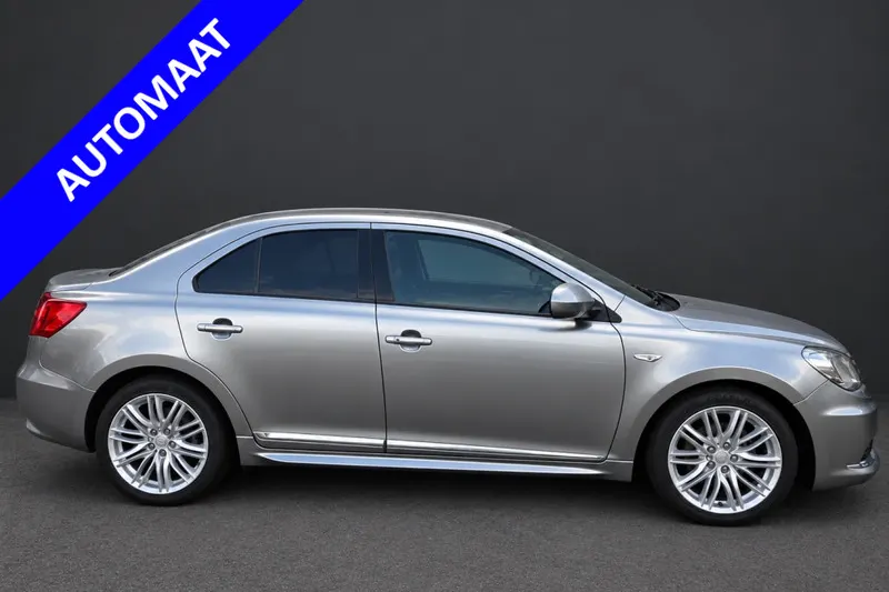 Suzuki Kizashi (2014)